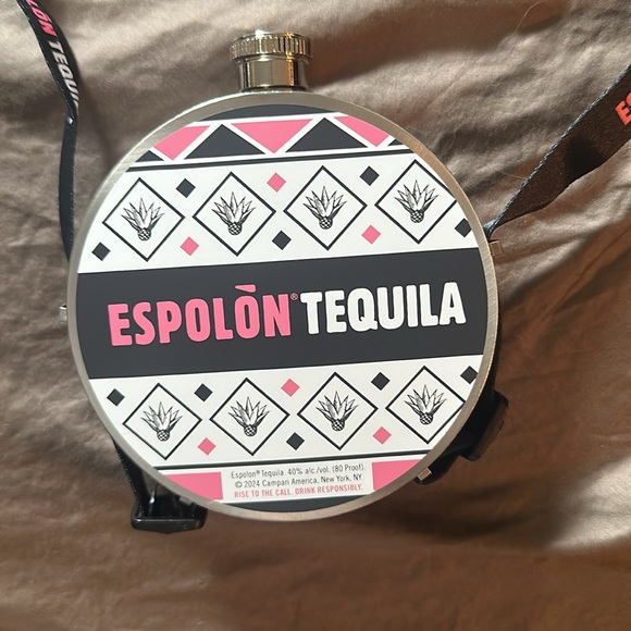 Flask - Picture 2 of 4